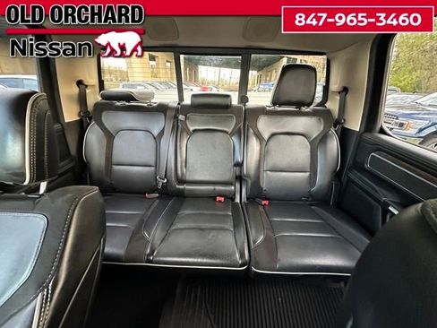 Used 2019 RAM 1500 Laramie AWD/4WD image 11