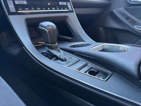 Used 2019 Toyota Avalon Touring w/ Advanced Safety Package image 15