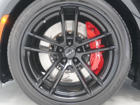 Used 2021 Dodge Charger SRT Hellcat w/ Carbon/Suede Interior Package RWD image 31
