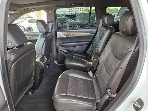 Used 2023 Cadillac XT6 Sport w/ Platinum Package AWD/4WD image 16