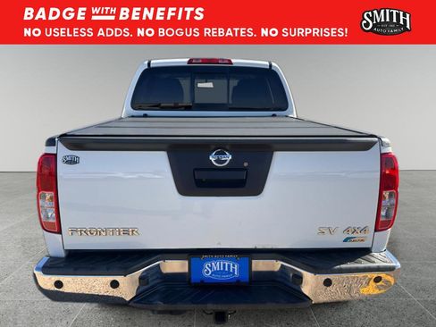 Used 2017 Nissan Frontier SV w/ SV Value Truck Package image 5