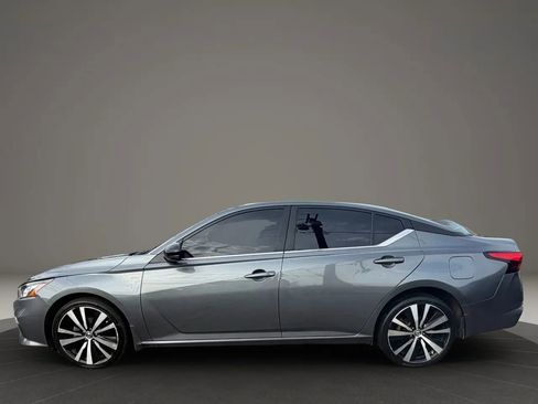 Used 2020 Nissan Altima 2.5 SR w/ Premium Package AWD/4WD image 8