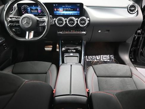 Used 2024 Mercedes-Benz GLA 250 4MATIC image 31