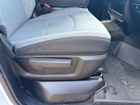 Used 2024 RAM 3500 Big Horn image 23