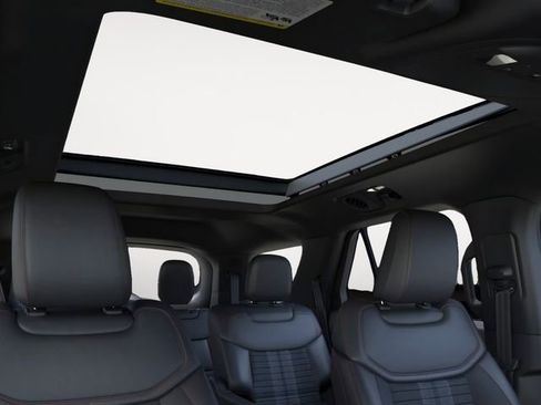 New 2026 Ford Explorer ST-Line w/ ST-Line Street Pack AWD/4WD image 22