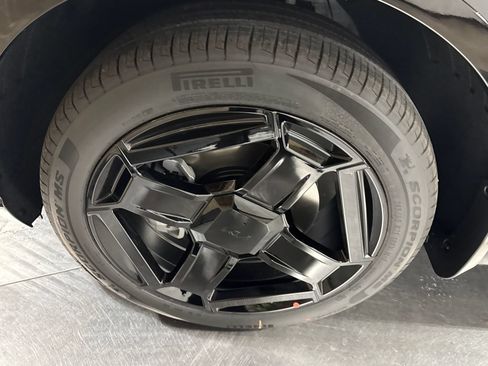 New 2027 Kia Telluride SX X-Line AWD/4WD image 2