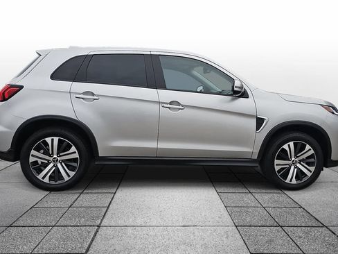 Used 2025 Mitsubishi Outlander Sport ES AWD/4WD image 4