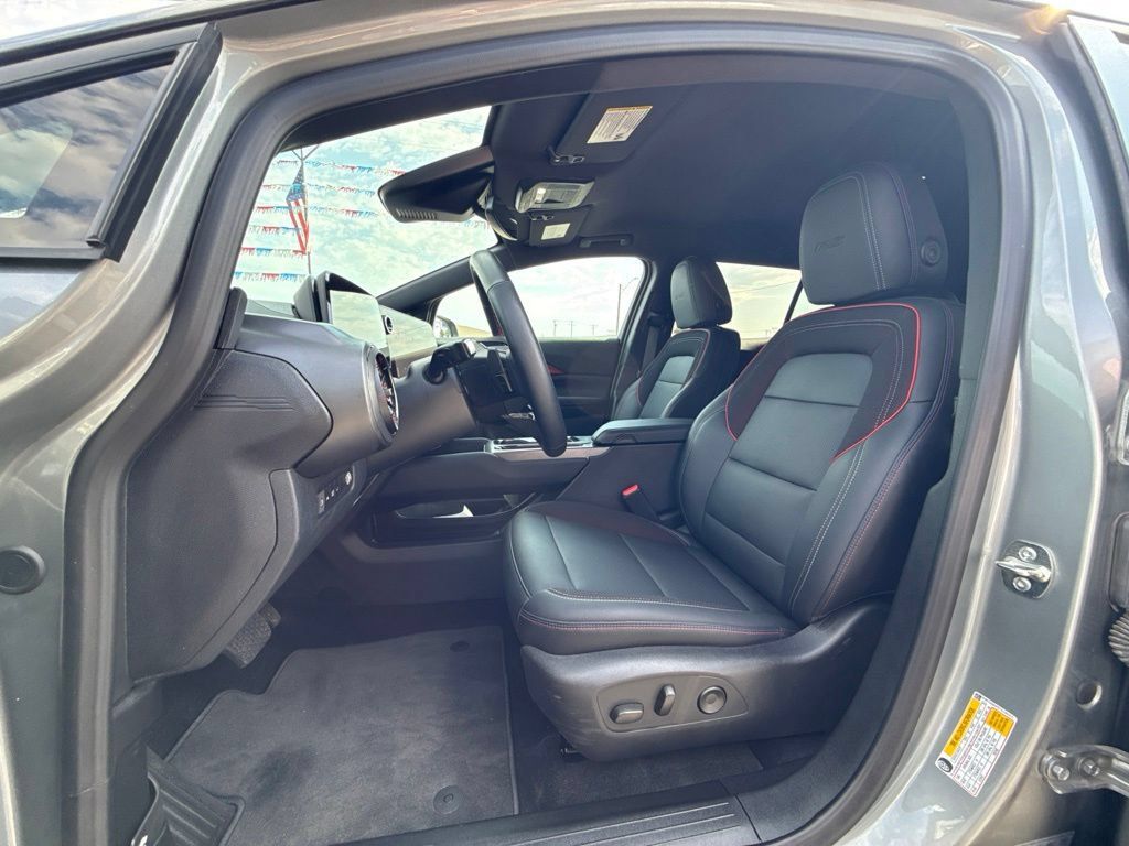 Used 2026 Chevrolet Equinox EV RS FWD image 12