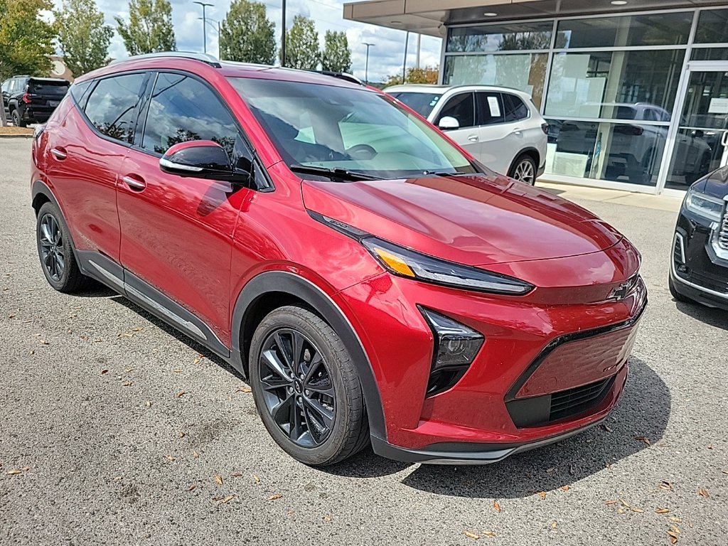 Used 2022 Chevrolet Bolt EUV Premier w/ Launch Edition FWD image 2