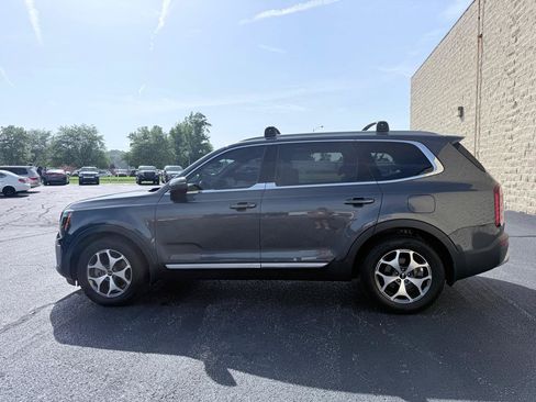 Used 2021 Kia Telluride EX AWD/4WD image 2
