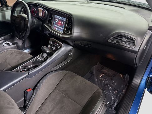 Used 2021 Dodge Challenger GT w/ Plus Package image 28