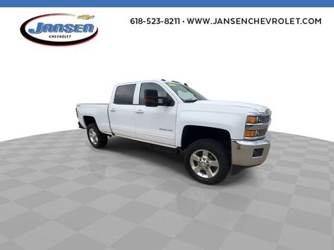 Used 2016 Chevrolet Silverado 2500 LT w/ LT Convenience Package image 2