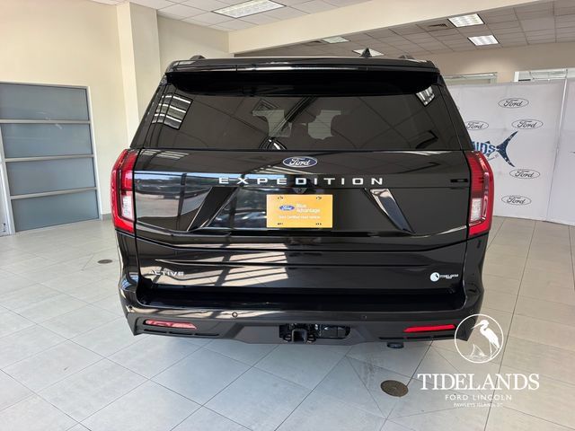 Certified 2025 Ford Expedition Active RWD image 7