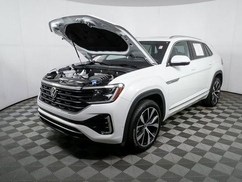 Used 2025 Volkswagen Atlas Cross Sport SEL Premium R-Line image 27