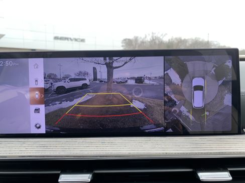 Used 2025 Genesis GV80 3.5T Prestige image 25