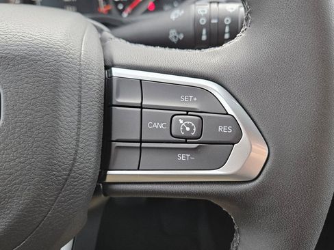 New 2026 Jeep Compass Latitude image 22