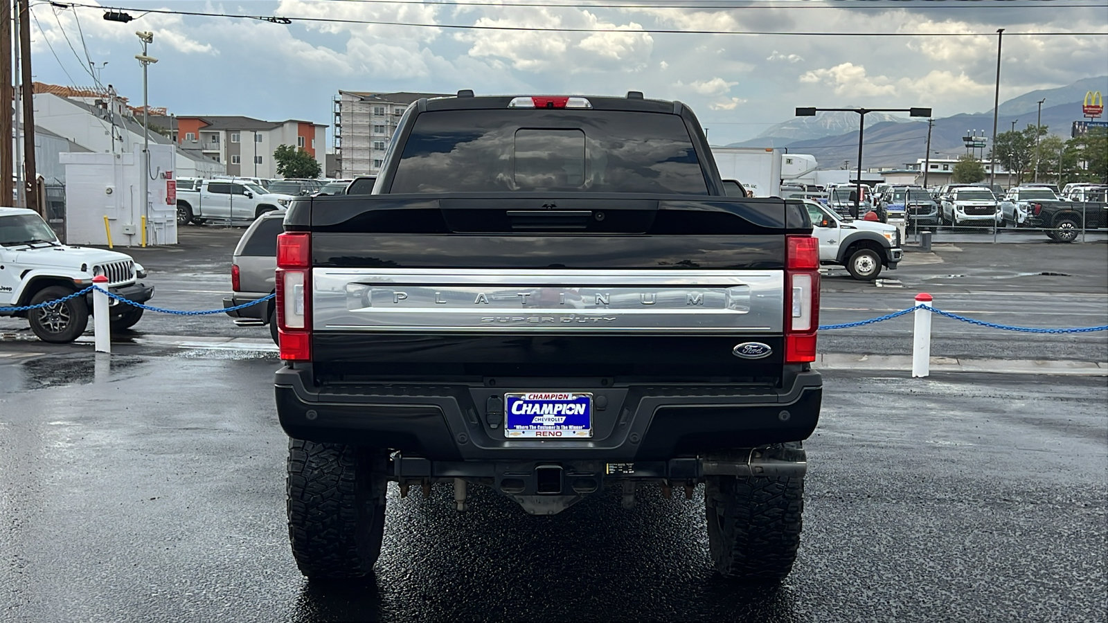 Used 2022 Ford F350 Platinum AWD/4WD image 6