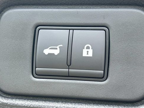 New 2026 Nissan Pathfinder SV FWD image 14