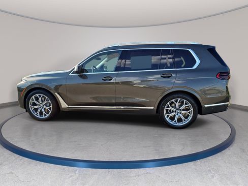 New 2026 BMW X7 xDrive40i w/ Executive Package image 8