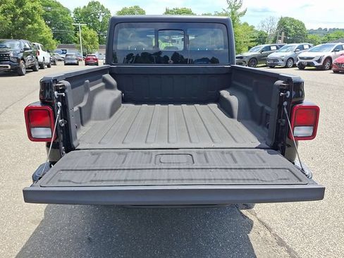 Used 2022 Jeep Gladiator Sport w/ Trailer Tow Package AWD/4WD image 32
