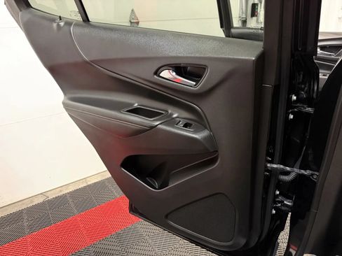 Used 2020 Chevrolet Equinox Premier w/ Premier Redline Edition FWD image 30