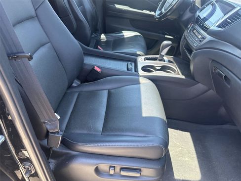 Used 2019 Honda Ridgeline RTL-T image 17