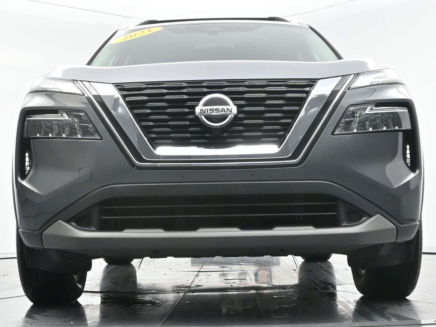 Used 2021 Nissan Rogue SV w/ Premium Package FWD image 45