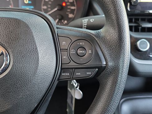 Used 2023 Toyota Corolla LE image 14