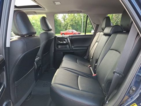 Used 2023 Toyota 4Runner TRD Off-Road Premium w/ Off Road Premium Plus Package AWD/4WD image 10
