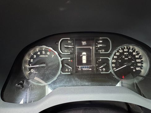 Used 2018 Toyota Tundra SR5 image 12