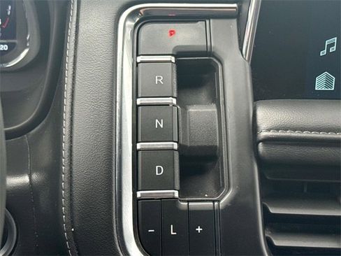 Used 2024 Chevrolet Tahoe LT image 16