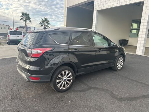 Used 2018 Ford Escape Titanium w/ Ford Safe & Smart Package image 3