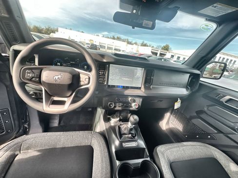 New 2025 Ford Bronco 2-Door image 22