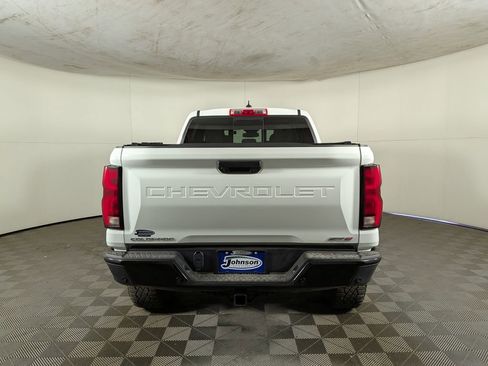 Certified 2024 Chevrolet Colorado ZR2 w/ Technology Package AWD/4WD image 8