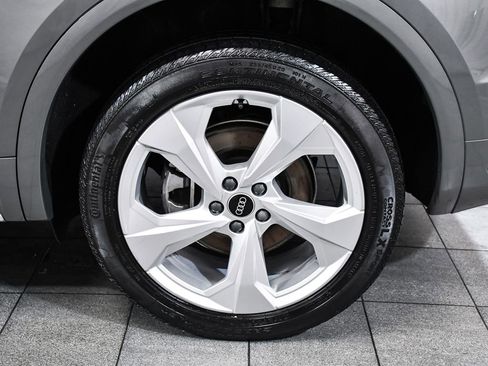 Used 2023 Audi Q5 2.0T Premium Plus w/ Premium Plus Package image 8