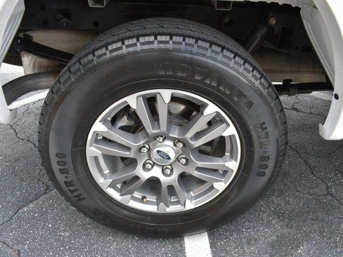 Used 2020 Ford F150 Lariat w/ Equipment Group 501A Mid AWD/4WD image 35