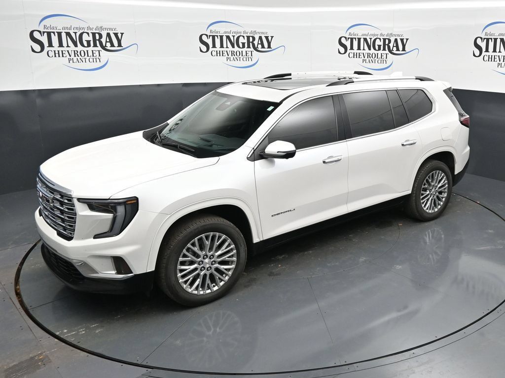 Used 2025 GMC Acadia Denali w/ LPO, Floor Liner Package FWD image 20