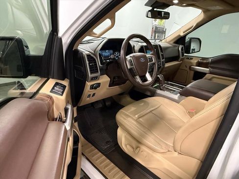 Used 2019 Ford F150 Lariat image 10