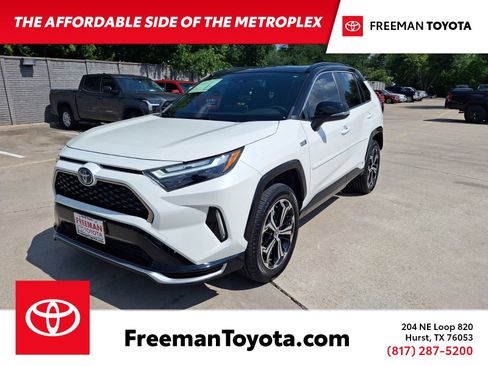 Used 2022 Toyota RAV4 XSE AWD/4WD image 1