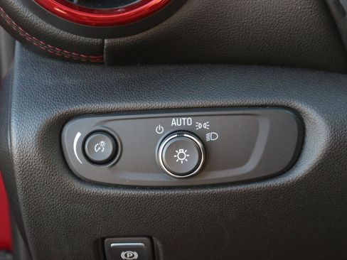 Used 2020 Chevrolet Blazer RS image 30