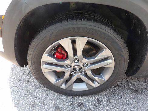 Used 2021 Kia Seltos LX AWD/4WD image 5