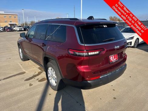 Used 2023 Jeep Grand Cherokee L Laredo image 3