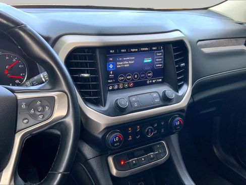 Used 2023 GMC Acadia Denali FWD image 7