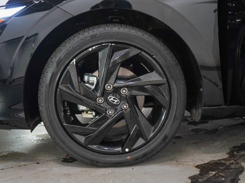 Certified 2026 Hyundai Elantra SEL FWD image 27