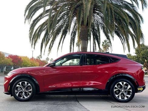 Used 2022 Ford Mustang Mach-E Premium image 3