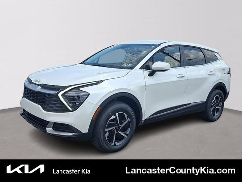 New 2025 Kia Sportage LX image 1