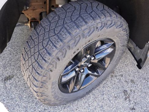 Certified 2024 Chevrolet Silverado 1500 LT Trail Boss AWD/4WD image 13