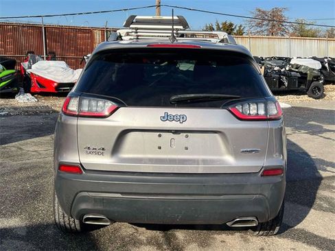 Used 2019 Jeep Cherokee Latitude Plus image 7