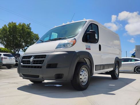 Used 2017 RAM ProMaster 1500 FWD image 3