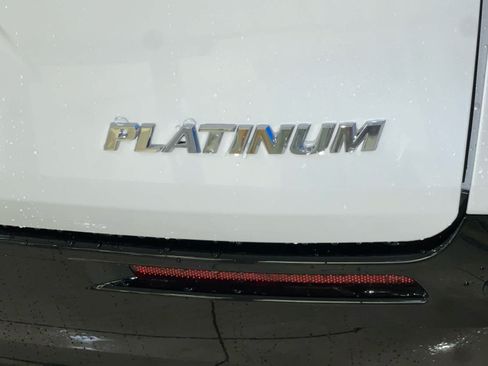 New 2026 Toyota Sienna Platinum AWD/4WD image 9